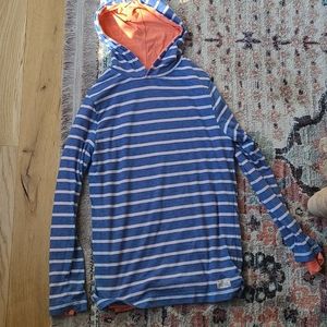 Lightweight hooded long sleeve tee